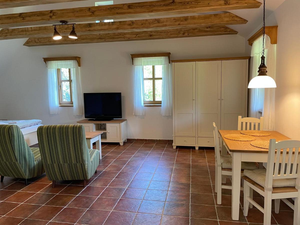 Penzion Kovarna Bukvice Exteriör bild